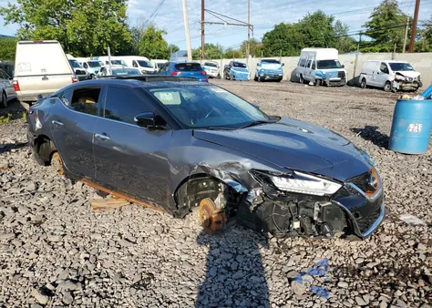 2018 Nissan Maxima 3.5S z USA, uszkodzony, nr VIN 1N4AA6AP8JC369047
